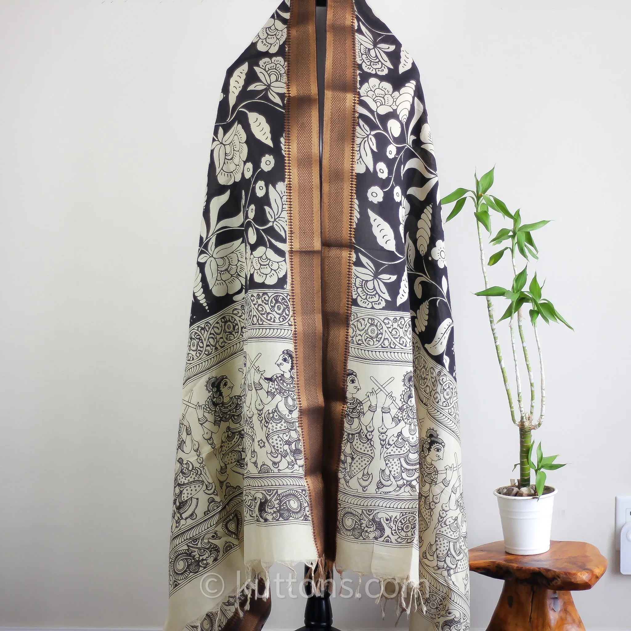 Ethnic Hand-Painted Kalamkari Silk Wrap - Natural Dyes, Floral - Dancing Divas | Black, 36x93"