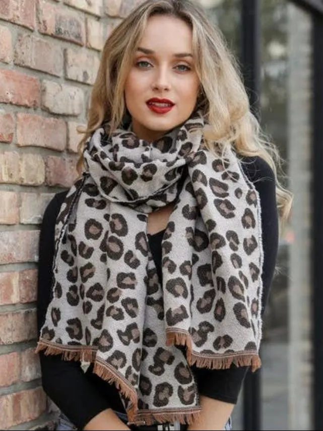 Leopard Print Woven Scarf - Camel