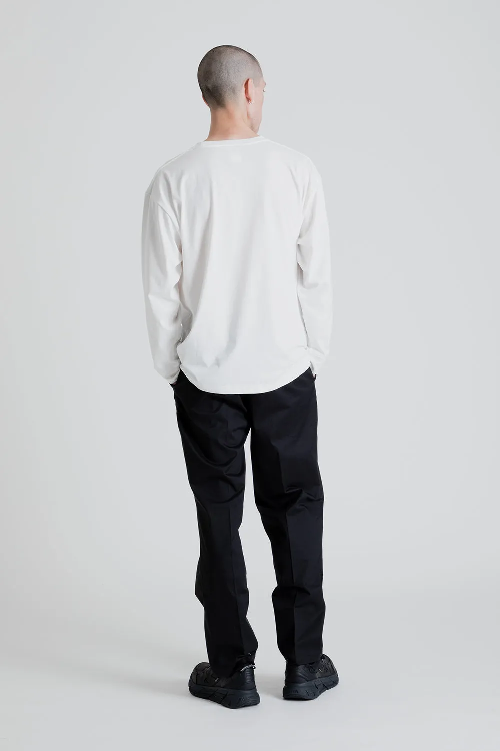 Relaxed Fit Chino Pants - Black