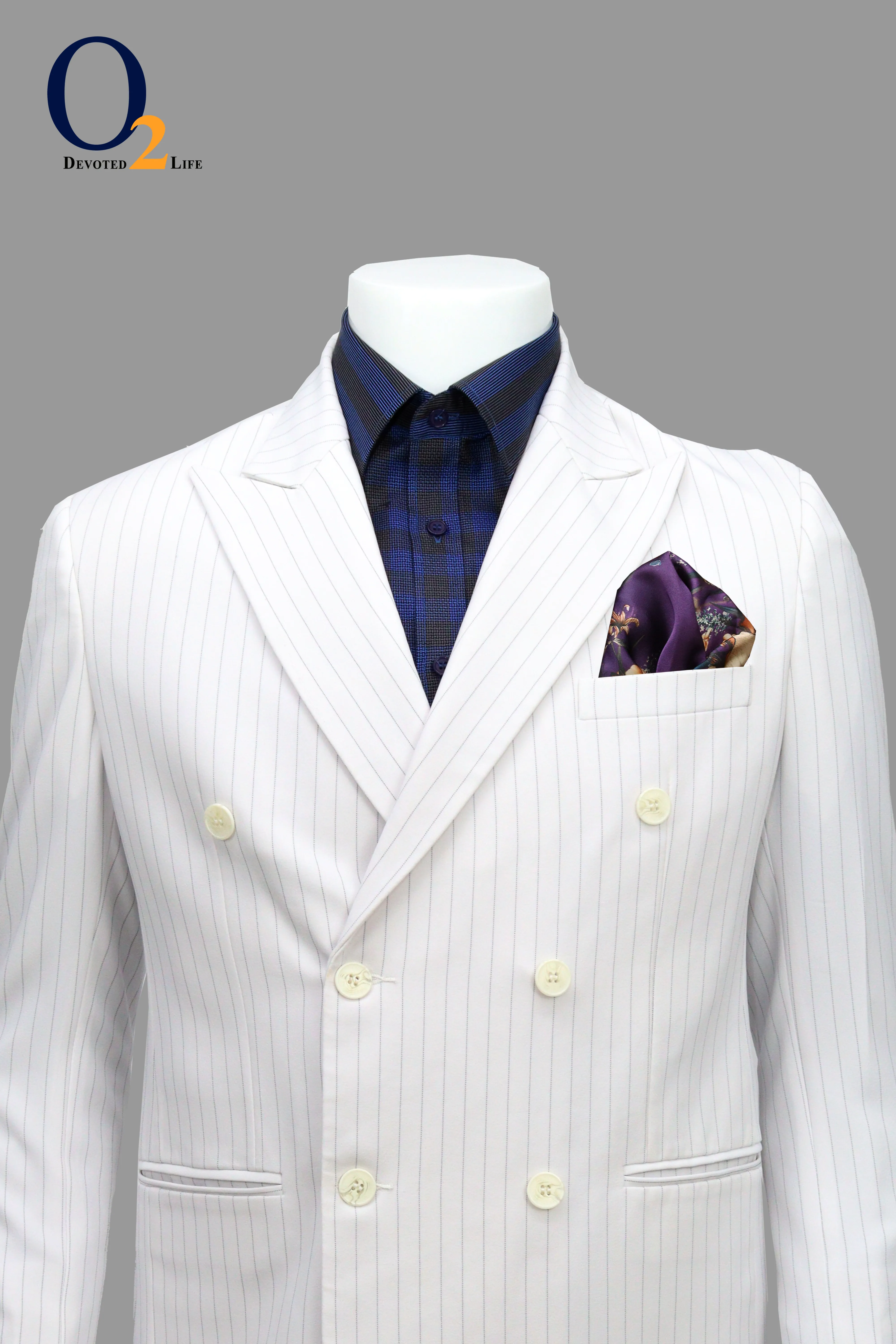 Sharp Luxurious Men's Double-Breasted White Suit collection